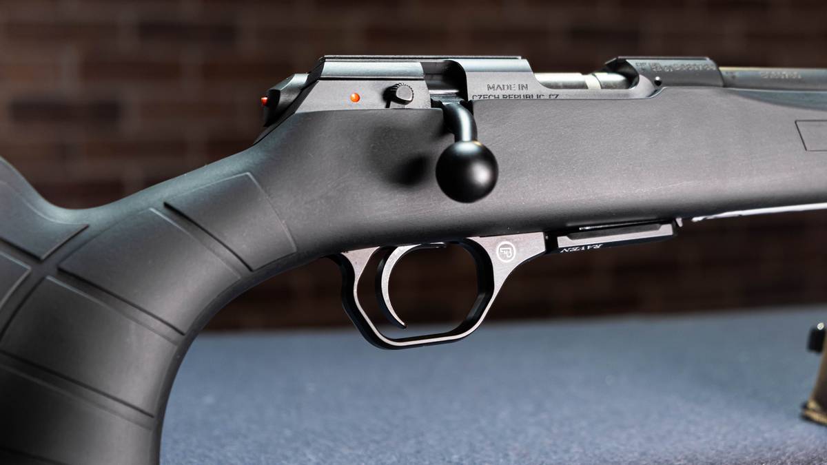 CZ 457 BLACK RAVEN 24